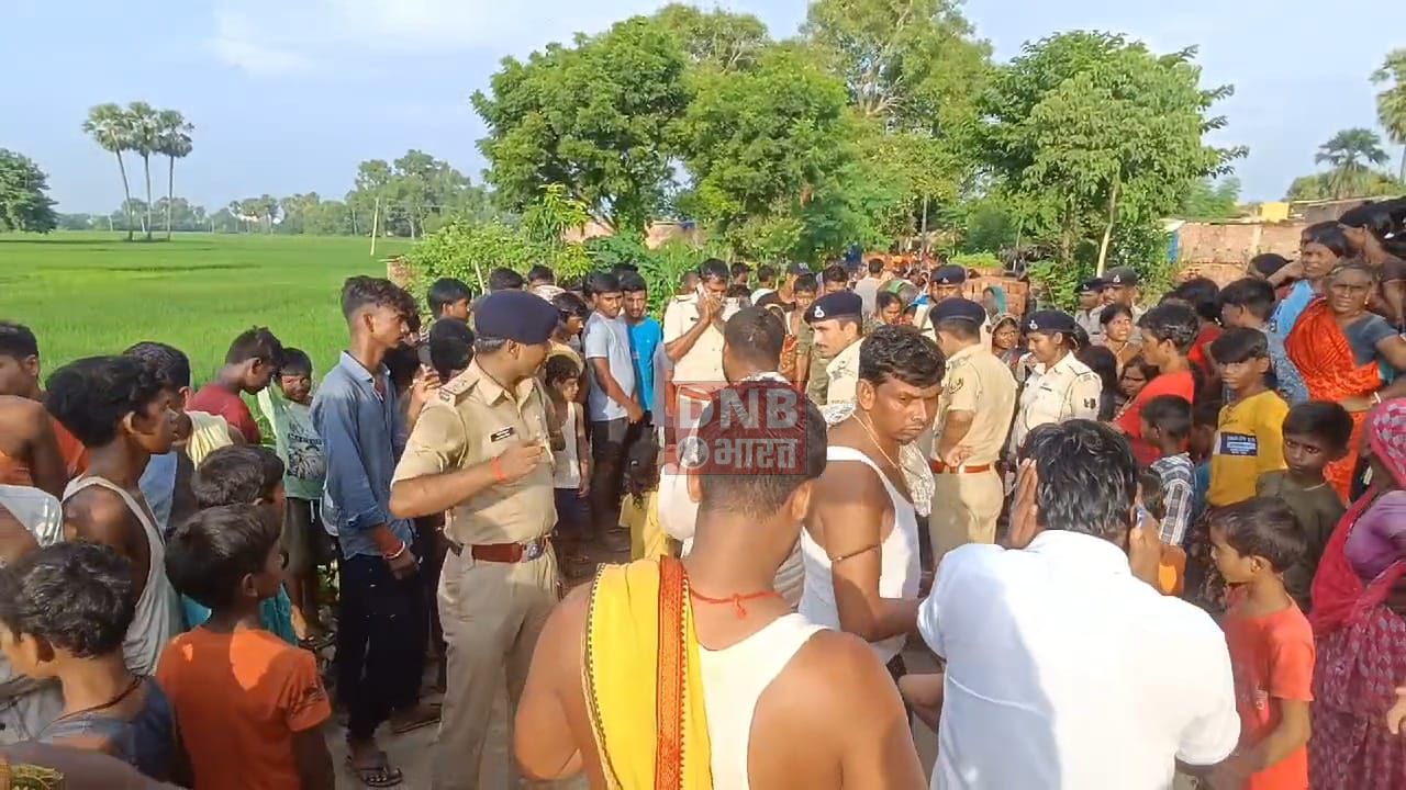बदमाशो ने घर में घुसकर किया कई राउंड फायरिंग,एक अधेड़ की मौके पर हुई मौत,बाल बाल बचा महिला, पुलिस ने किया खोखा बरामद 3