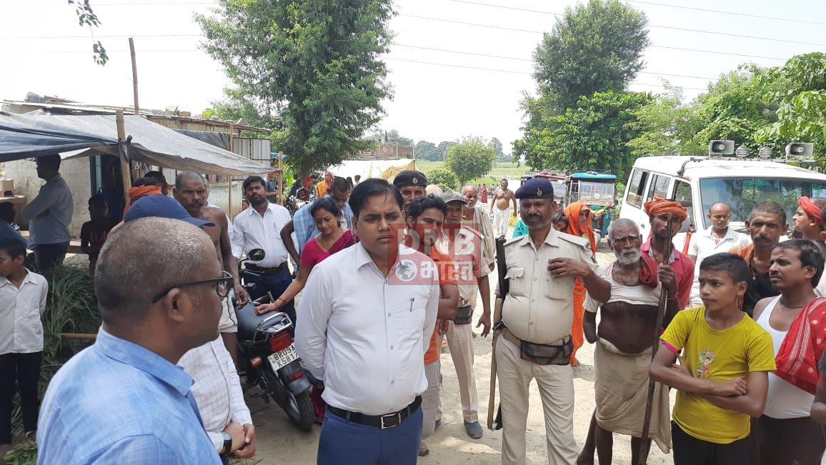 गंगा नदी के जलस्तर में अचानक वृद्धि से भगवान चक्की हुआ जलमग्न, लोगों की बढ़ी परेशानी 2