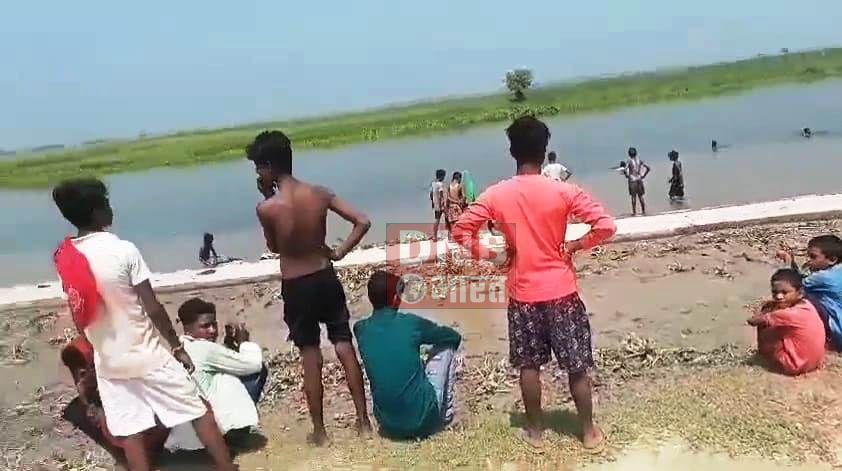 खगड़िया: काली कोशी नदी में डूबने से 10 वर्षीय बच्ची की मौत, परिजनों का रो रो कर हुआ बुरा हाल 3