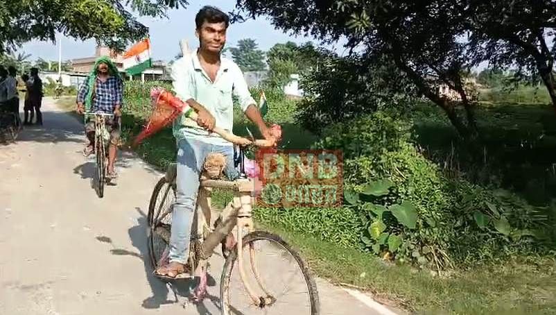 समस्तीपुर: पांच सौ रुपया खर्च कर बना डाली बांस की साइकिल, गांव के लोग कर रहे सराहना 2