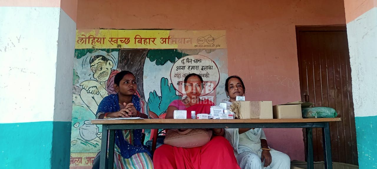 बछवाड़ा के दियारे में बाढ़ पीडितो के लिए स्थाई स्वास्थ्य शिविर के साथ साथ चलंत स्वास्थ्य शिविर आयोजित 3