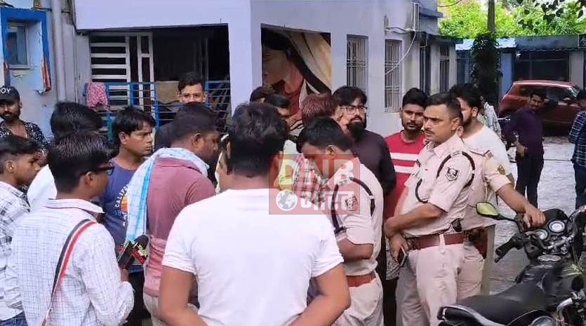बेगूसराय में लापता युवक का शव बरामद, परिजन पुलिस पर लगा रही हैं लापरवाही का आरोप, अपहरण के बाद युवक हुई हत्या, परिजनो में मचा कोहराम 2