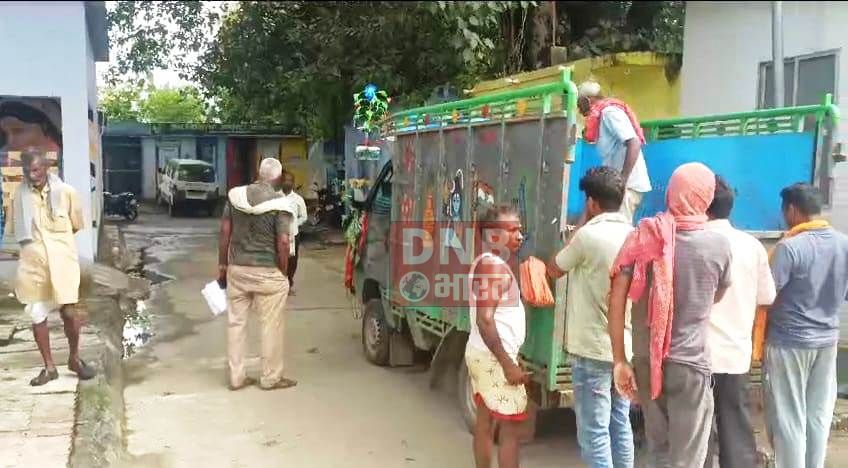 बेगूसराय में मकान में सेंटरिंग लगाने के दौरान करंट लगने से एक मजदूर की दर्दनाक मौत, परिजनों में मचा कोहराम 3