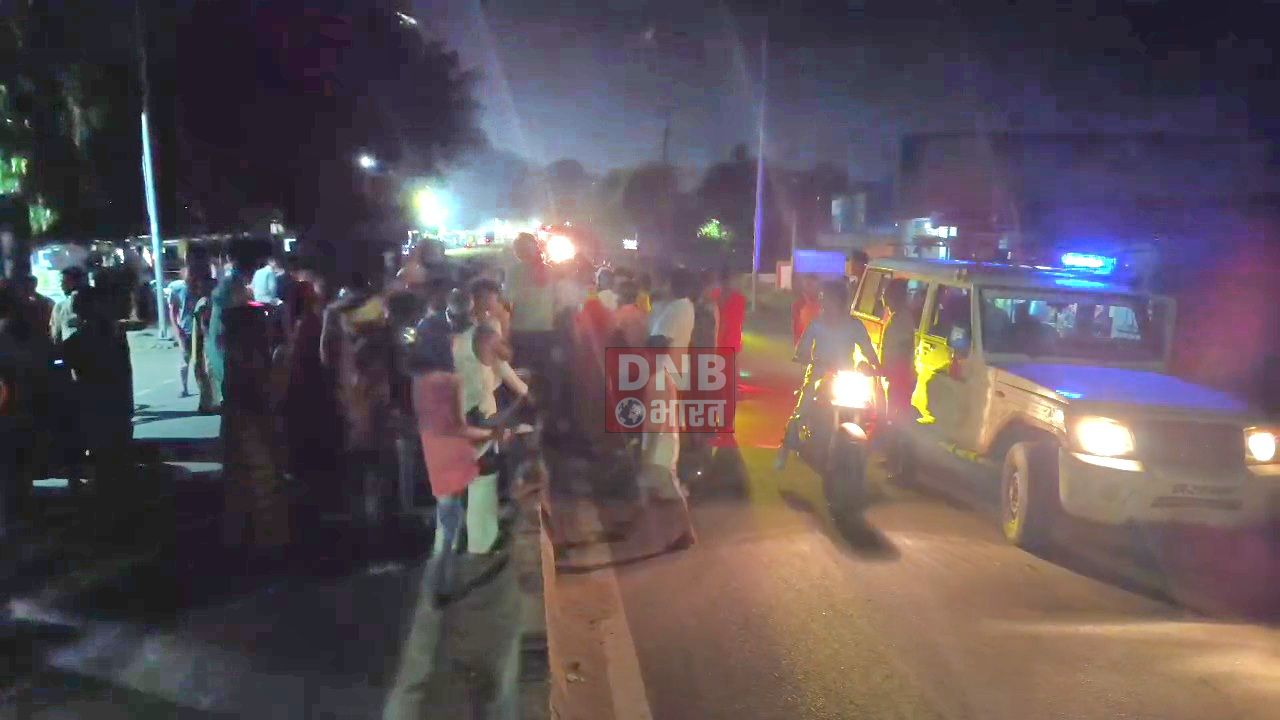 नालंदा: पुलिसिया पिटाई के विरोध में ग्रामीणों ने सड़क पर उतरकर किया हंगामा, समझौता के दौरान थाना परिसर में पुलिसकर्मियों पर है पिटाई करने का आरोप 5