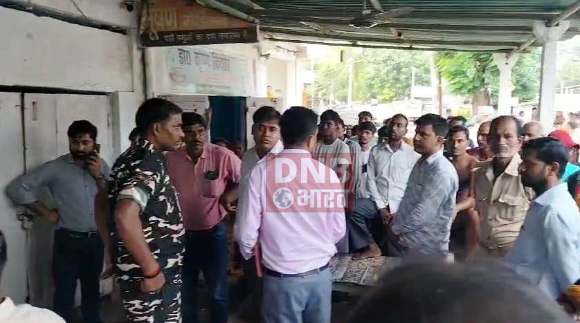 भगवानपुर प्रखंड में अवैध रूप से चला रहे निजी क्लिनिक पर एसडीएम तेघड़ा की छापेमारी, निजी क्लिनिक संचालकों में मचा हड़कंप 2