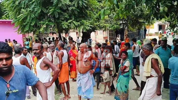 समस्तीपुर: टेम्पो व कार में भीषण टक्कर में तीन लोगो की मौत, आधा दर्जन लोग घायल 2