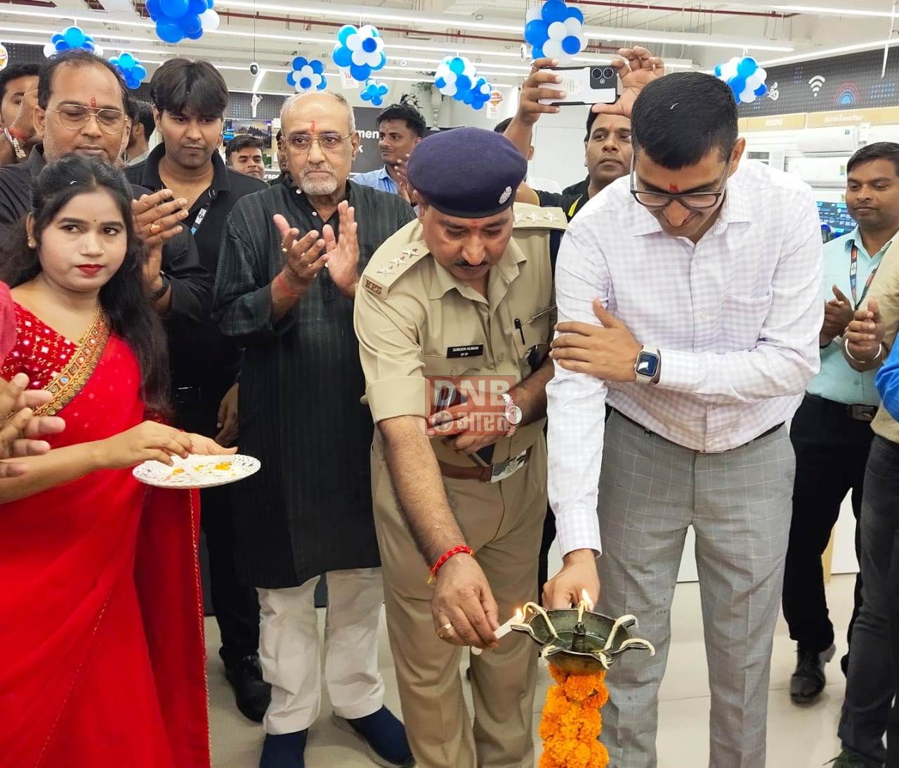 बेगूसराय में रिलायंस डिजिटल स्टोर का उद्घाटन समारोह पूर्वक किया गया 2