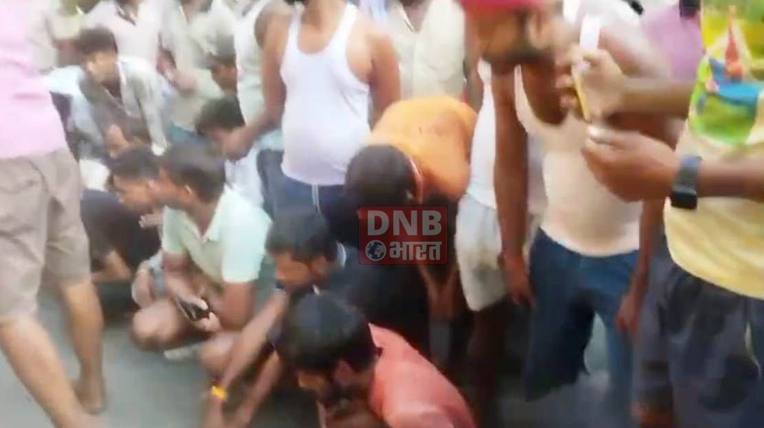 एनएच 28 पर कंटेनर ट्रक की ठोकर से साईकिल सवार कंटेनर में घसीटते हुए गया दो किलोमीटर, साईकिल सवार अधेर व्यक्ति की दर्दनाक मौत 2