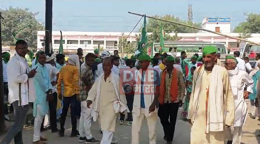 कैमूर: रामगढ़ विधानसभा उपचुनाव के लिए राजद प्रत्याशी अजीत सिंह ने किया नामांकन पर्चा दाखिल, कहा - बीजेपी के साथ हमारी लड़ाई 2