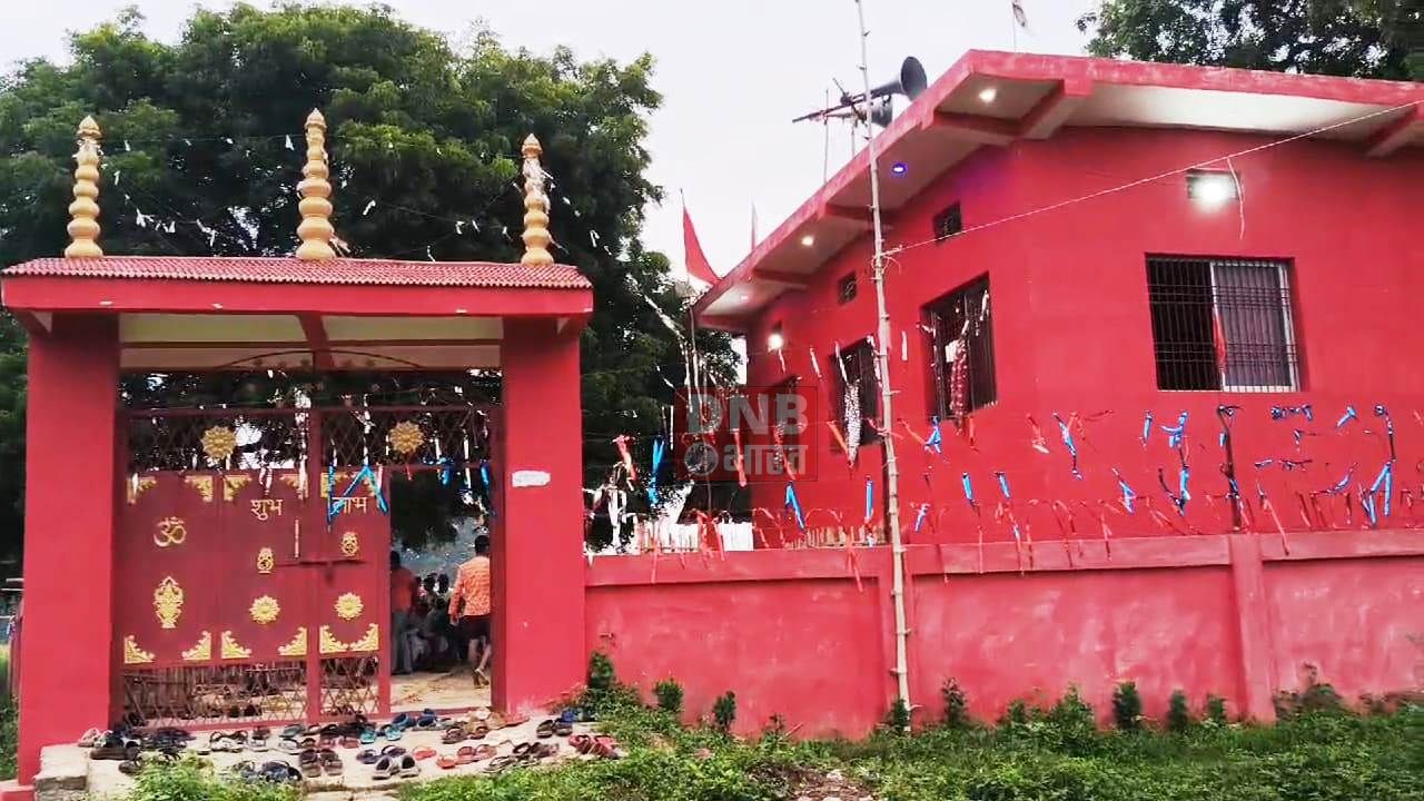 कैमूर: एक ही रात में दो गांव के मंदिरों का ताला तोड़कर चोरों ने माता का जेवरात व नगदी समेत अन्य सामान लेकर हुआ फरार 3