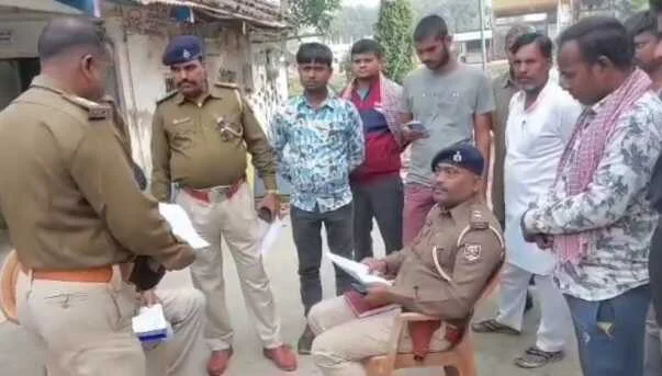 बेगूसराय में जमीनी विवाद में कलयुगी भतीजे ने चाची का गला घोटकर व  पीट पीट कर किया हत्या, इलाके में फैली सनसनी  4