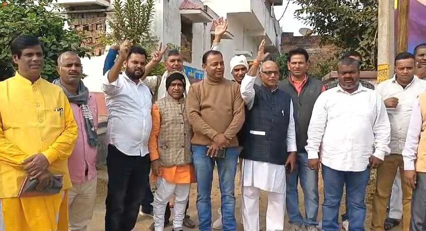 नालंदा: आसा पार्टी की राष्ट्रीय कार्यालय में कार्यकर्ताओं ने पार्टी के राष्ट्रीय अध्यक्ष आरसीपी सिंह से की मुलाकात, चुनावी रणनीति पर हुई चर्चा 2