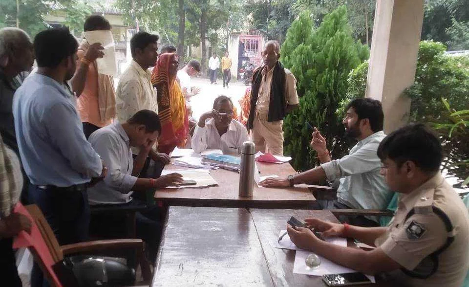 भगवानपुर थाना परिसर के जनता दरबार में तीन मामले का हुआ निष्पादन, पांच को मिली तारीख 2