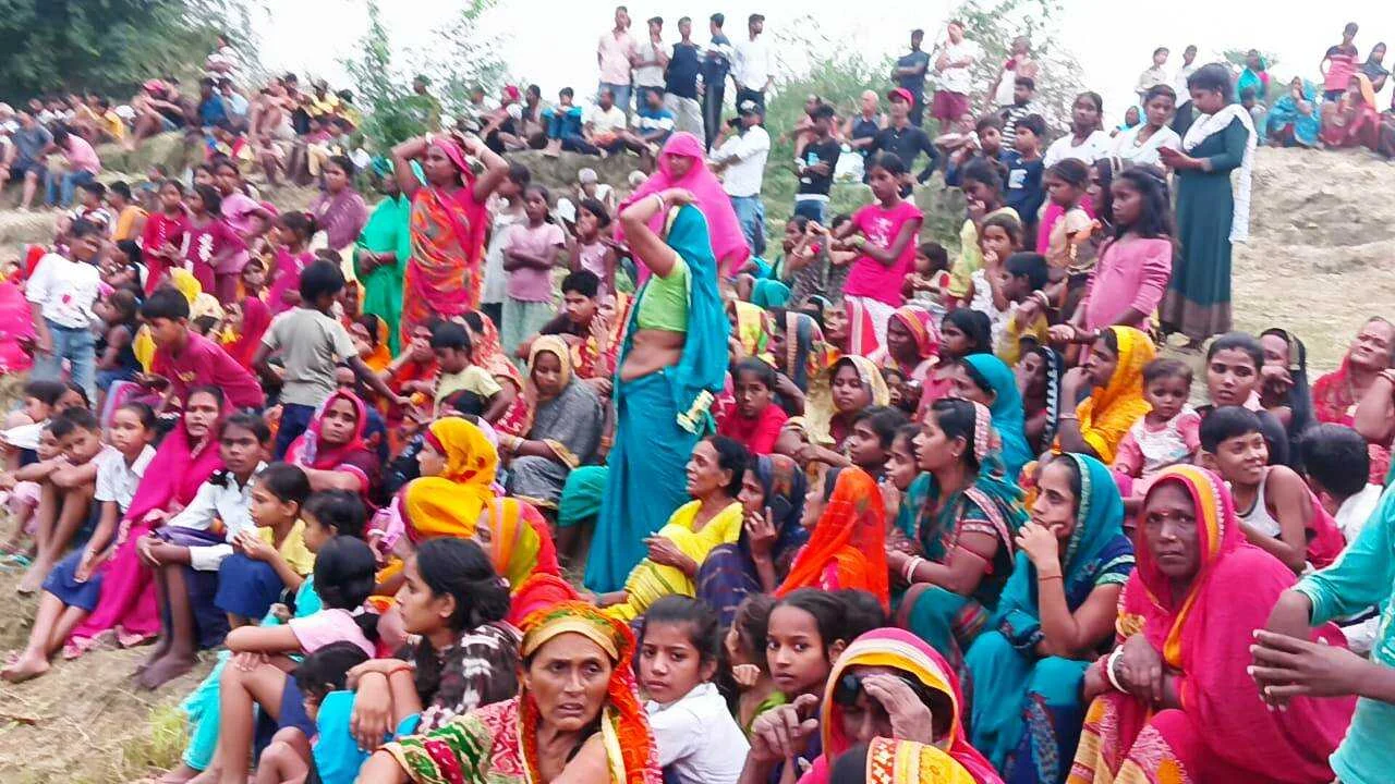 बेगूसराय में स्नान करने के दौरान पोखर में डूबने से एक आठवीं की छात्र की मौत, परिजनों में मचा कोहराम   2