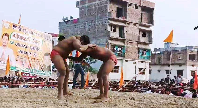 खगड़िया: गौशाला मेला में दंगल प्रतियोगिता का हुआ आयोजन, यूपी, झारखंड समेत कई राज्य के पहलवान ने किया जोर आजमाइस 2