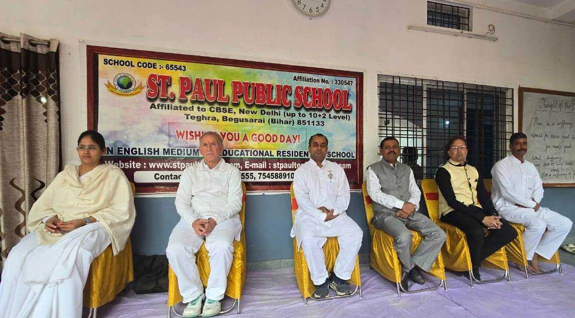संत पॉल पब्लिक स्कूल तेघड़ा में छात्रों को प्रजापति ब्रह्मकुमारी संस्थान द्वारा दिया गया राजकीय योग प्रशिक्षण 4