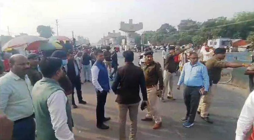 बेगूसराय में लगातार जगह जगह जाम की समस्या है परेशान हैं आम आवाम, जिलाधिकारी ने लिया जायजा 2