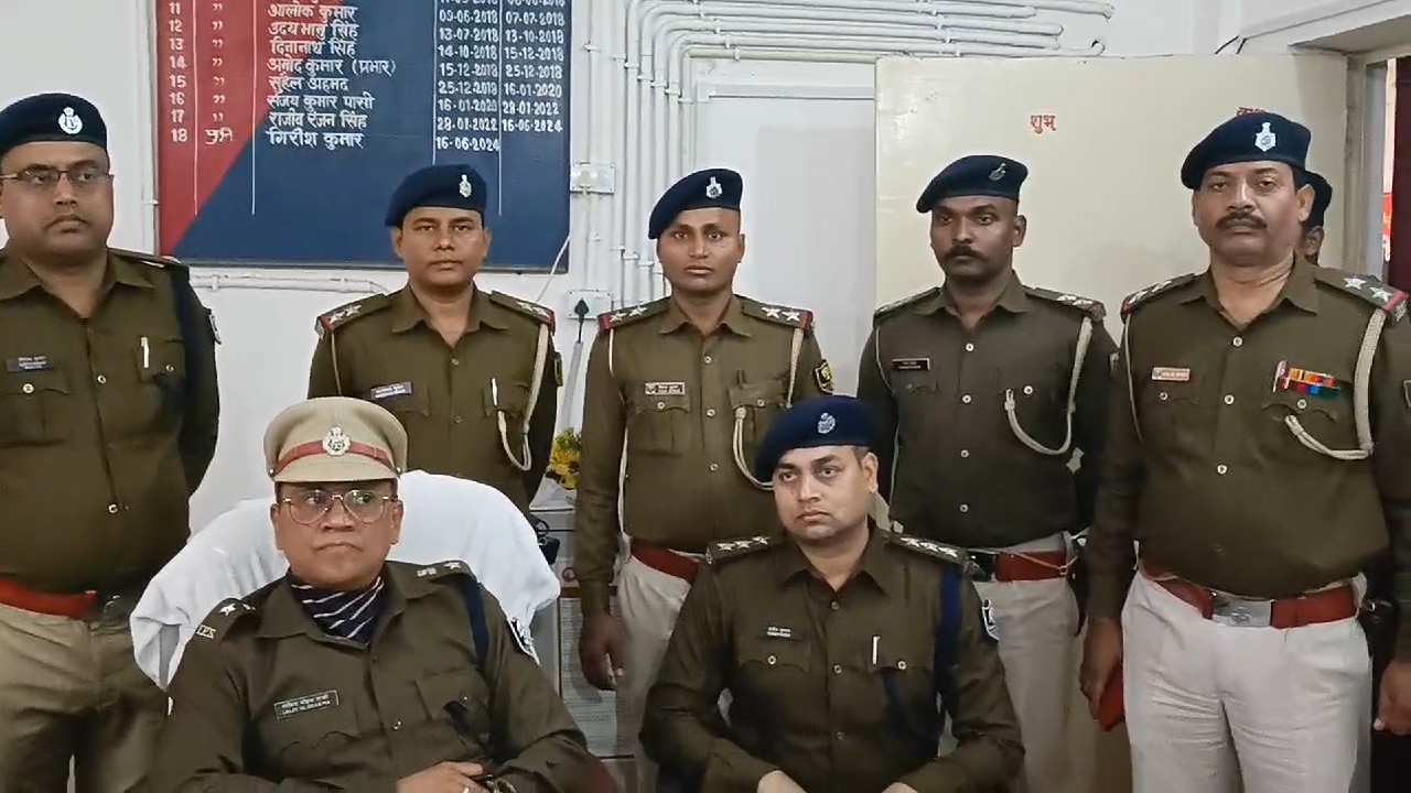 कैमूर: एक्साइज पुलिस के साथ शराब माफिया द्वारा मारपीट के मामले में एक अज्ञात के साथ पांच शराब माफिया गिरफ्तार 2