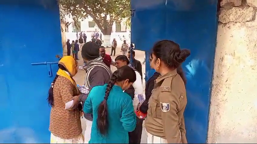 बीपीएससी पीटी परीक्षा आज, नालंदा जिले में 20 केंद्रों पर 14,088 अभ्यर्थी देंगे परीक्षा,कड़ी निगरानी के बीच हो रही है अभ्यर्थियों की इंट्री 1