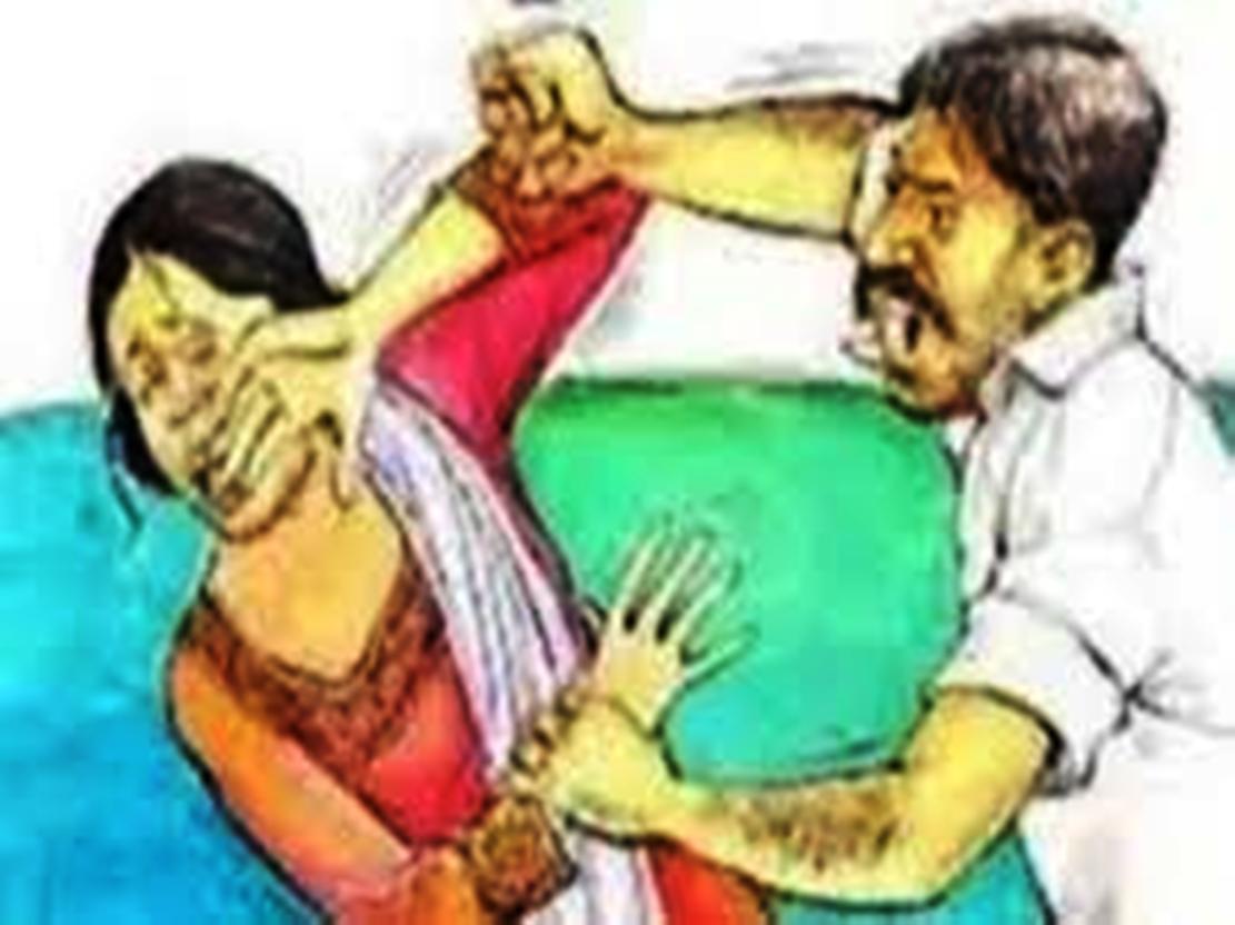 दहेज़ में बुलेट नहीं मिलने से महिला के साथ प्रताड़ित कर जान मारने की कोशिश,बछवाड़ा थाना में महिला ने पति समेत ससुराल वालो पर किया केस 3