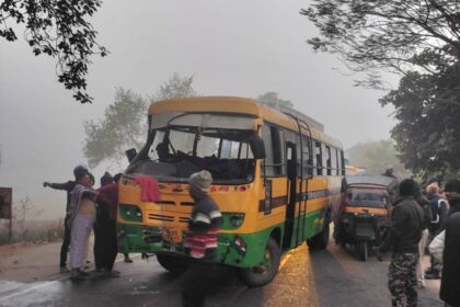 नालंदा: समस्तीपुर से मुख्यमंत्री कार्यक्रम से लौट रहे पुलिस से भरी बस अनियंत्रित होकर यात्री शेड से टकराकर पलटी, कई पुलिसकर्मी को आई गंभीर चोट 31