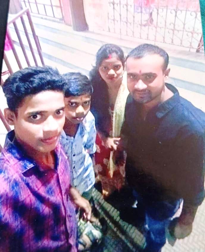 बछवाड़ा में चला हाई वोल्टेज ड्रामा, प्यार में धोखा खाई लड़की पहुंची प्रेमी के घर, प्रेमी और परिजनों ने किया रखने से इनकार 2