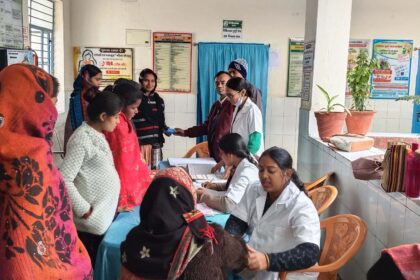सीएचसी में 100 गर्भवती महिलाओ का किया गया स्वास्थ्य परिक्षण 2