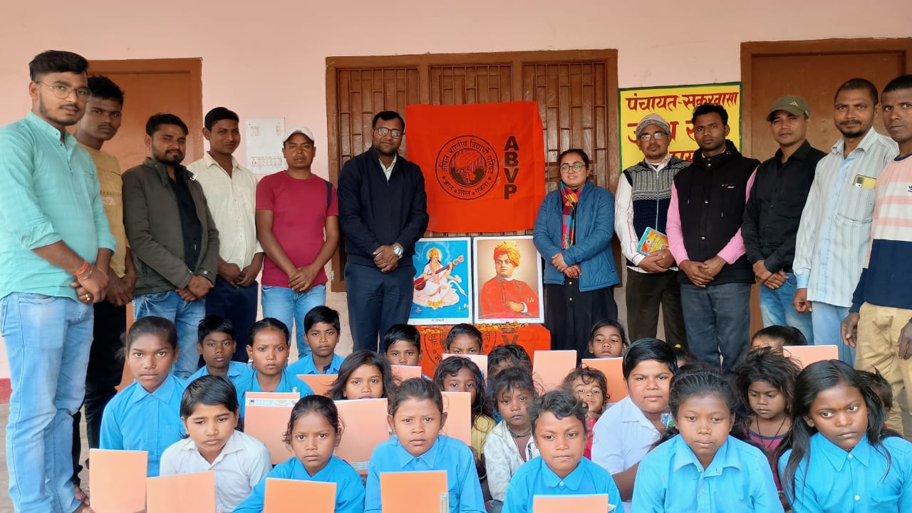 युवाओं के बीच राष्ट्रप्रेम की भावना को जगाती है: प्रांत छात्रा प्रमुख श्वेतनिशा शांडिल्य 2