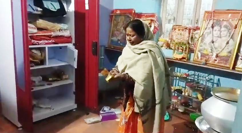 अज्ञात चोरों ने मचाया जमकर उत्पात, दो घरों में किया नगद 50 हजार समेत 15 लाख रुपए की चोरी,तीसरे घर में चोरी का प्रयास 1