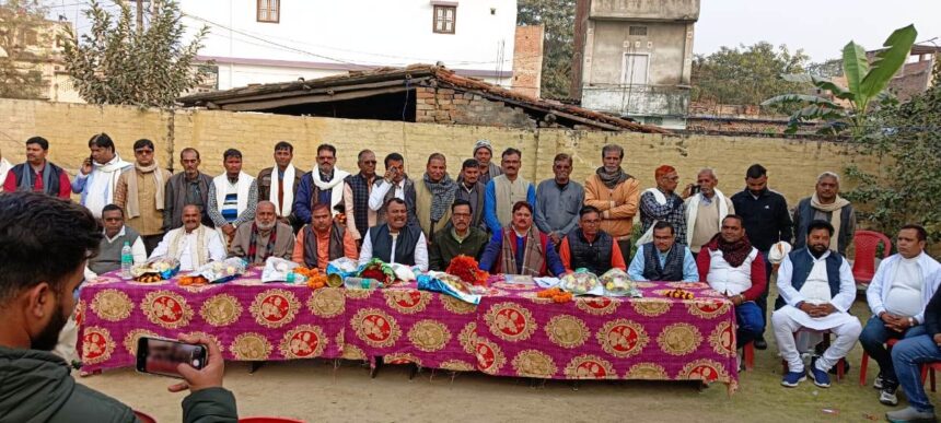 जिला मुखिया संघ की बैठक में उठी संगठित होकर अधिकार के लड़ाई लड़ने की बात 1
