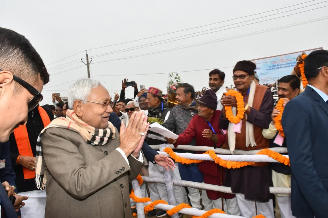 खगड़िया: तीसरे चरण के प्रगति यात्रा कार्यक्रम के तहत मुख्यमंत्री नीतीश कुमार पहुंचे खगड़िया, 430 करोड़ की लागत से 95 योजना का किया शिलान्यास और उद्धघाटन 2