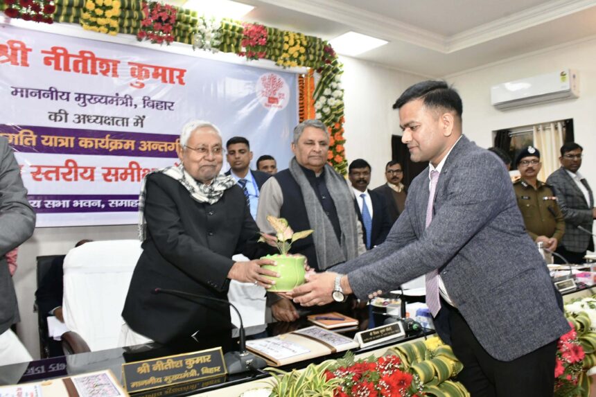 प्रगति यात्रा के दौरान मुख्यमंत्री नीतीश कुमार पहुंचे बेगूसराय, 15 सौ करोड़ की दी सौगात 1