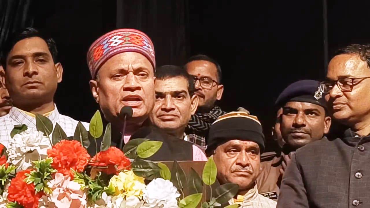 नालंदा-राजगीर के कन्वेंशन सेंटर में आप सब की आवाज (आसा) पार्टी का एक दिवसीय कार्यकर्ता सम्मेलन का राष्ट्रीय अध्यक्ष आरसीपी सिंह ने किया उद्घाटन 3