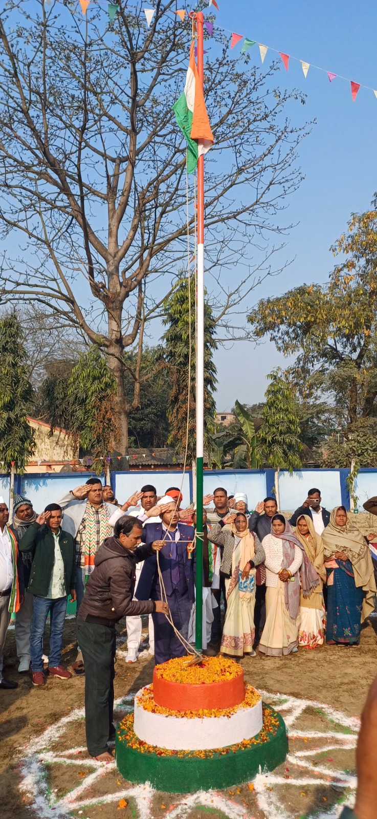 सरकारी व गैर-सरकारी प्रतिष्ठानों में धूमधाम से मनाया गया 76 वाँ गणतंत्र दिवस 2