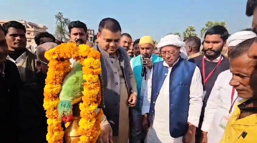 नालंदा: तेल्हाड़ा संस्कृत उच्च विद्यालय टांडा पर के मैदान में घुड़दौड़ प्रतियोगिता का हुआ आयोजन 2