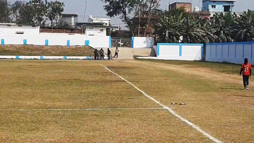 25 वां यमुना भगत मेमोरियल महिला फुटबॉल कप टूर्नामेंट की तैयारी युद्ध स्तर पर, 12 फरवरी को टूर्नामेंट का विधिवत उद्घाटन बिहार सरकार के खेल मंत्री सुरेंद्र मेहता के द्वारा किया जायेगा 1