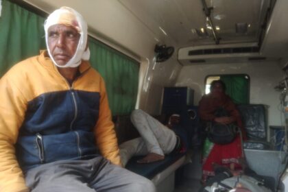 बेगूसराय: अलग-अलग सड़क दुघर्टना में बाइक सवार तीन व्यक्ति हुआ ज़ख़्मी 27