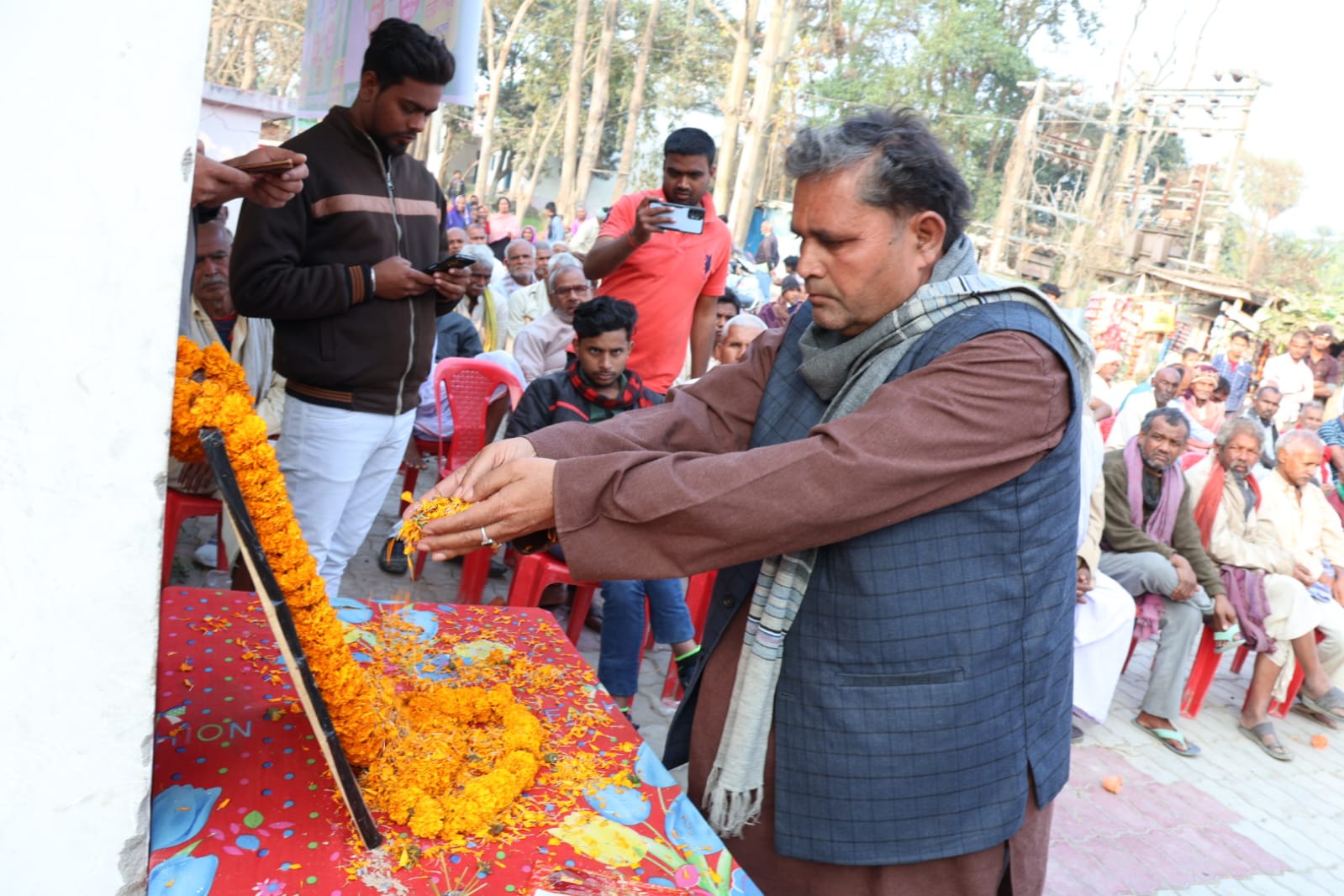 बेगूसराय के भगवानपुर में जयंती पखवाड़ा में याद किए गए कर्पूरी ठाकुर 6