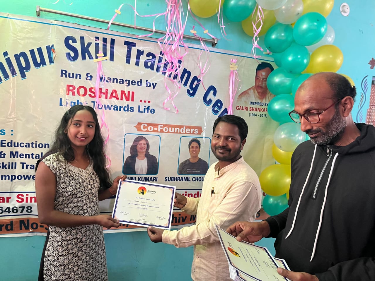 मल्हीपुर स्किल ट्रेनिंग सेंटर द्वारा तीन वर्षों से लड़कियों को दिया जा रहा है निःशुल्क सिलाई का प्रशिक्षण 2