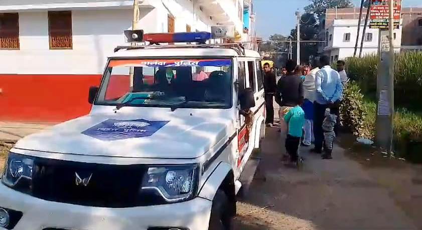 नालंदा: जमीनी विवाद में बकाया राशि को लेकर दिन दहाड़े घर में घुसकर बदमाशों ने युवक के सिर में मारी गोली, गंभीर हालत में पटना रेफर 1