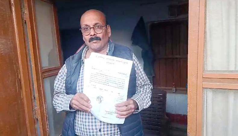 समस्तीपुर: विवादित भूमि पर जबरन हो रहा है पेट्रोल पंप का निर्माण, प्रशासन और पुलिस प्रभावशाली लोगों के दबाव में आकर बनी निष्क्रिय 4