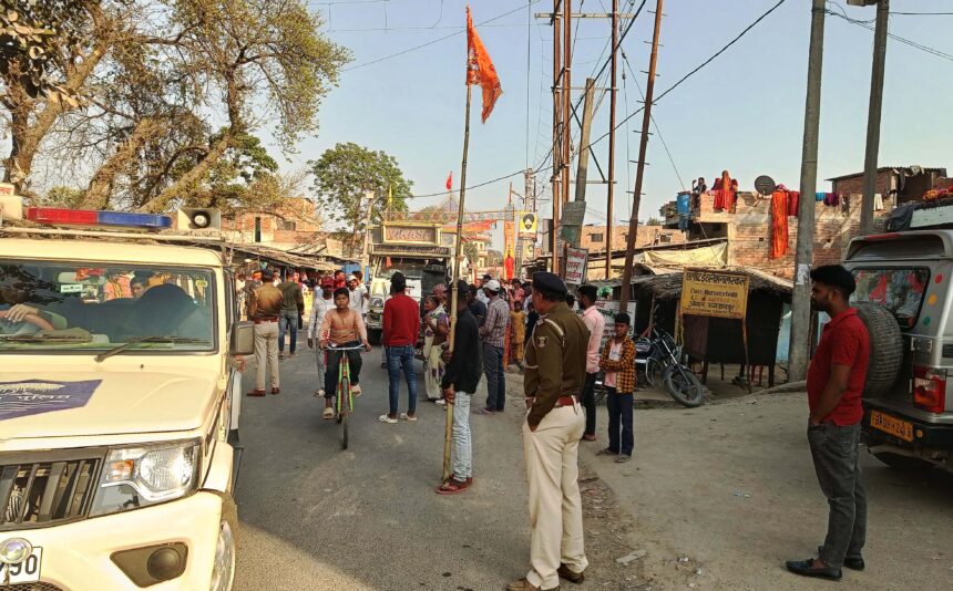 शिवलिंग की स्थापना व रूद्र महायज्ञ को लेकर चौथे दिन श्रद्धालुओं का नगर भ्रमण शुरू 1