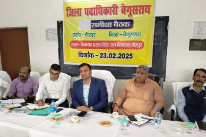 जिला पदाधिकारी बेगूसराय तुषार सिंगला ने वीरपुर प्रखंड अंतर्गत विभिन्न पंचायतों मे संचालित विभिन्न विकासात्मक योजनाओं का किया स्थल निरीक्षण 17