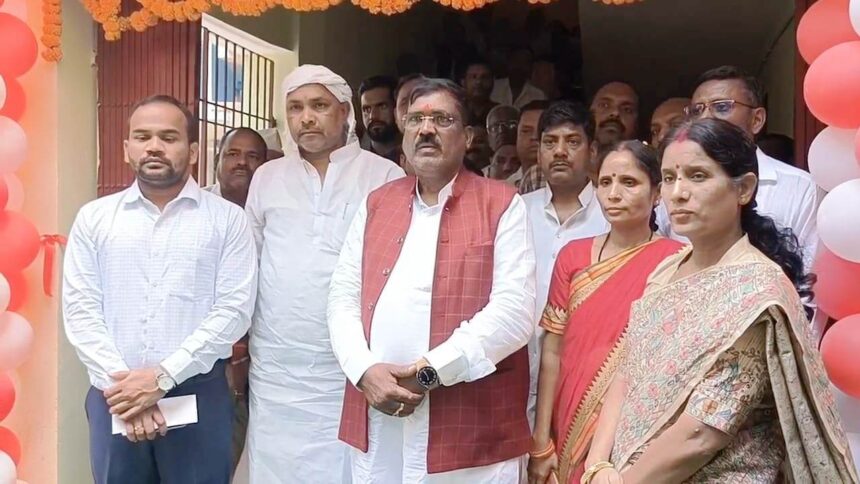 पंचायत राज मंत्री केदार प्रसाद गुप्ता पहुंचे नालंदा, बिहारशरीफ में जिला परिषद के आवासीय कार्यालय का किया उद्घाटन 1