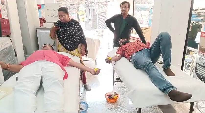 समस्तीपुर: हेल्प टीम के तत्वावधान में रक्तदान शिविर का आयोजन 3