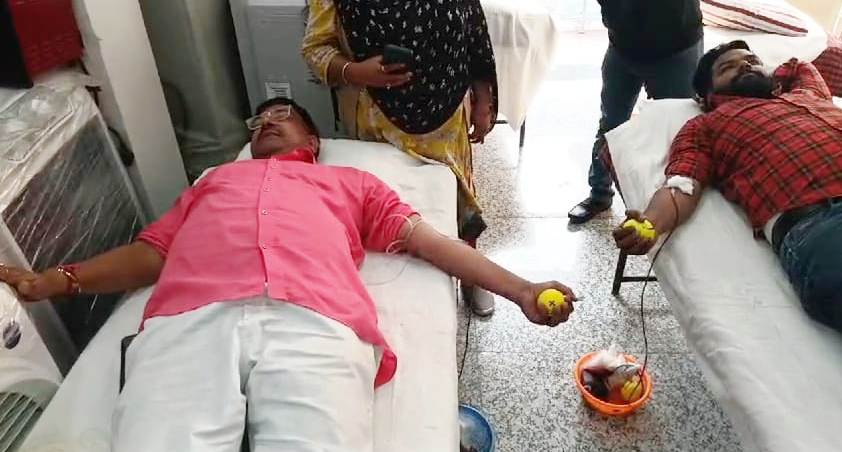 समस्तीपुर: हेल्प टीम के तत्वावधान में रक्तदान शिविर का आयोजन 2