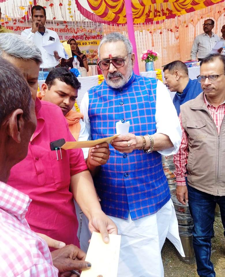 193 किसानों के बीच 2 लाख 38 हजार 599 रूपए बोनस वितरण 1