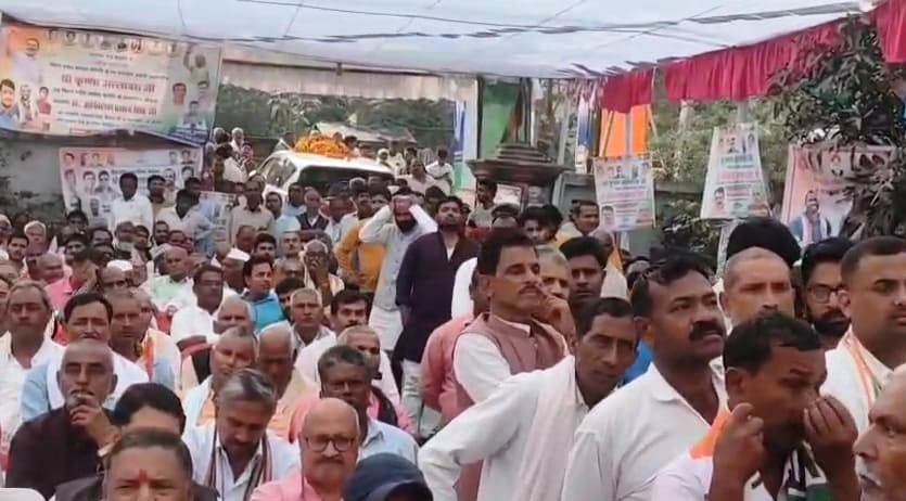 बेगूसराय में कांग्रेस के कार्यकर्ता के ने किया कांग्रेस अभिनंदन समारोह का आयोजन 4