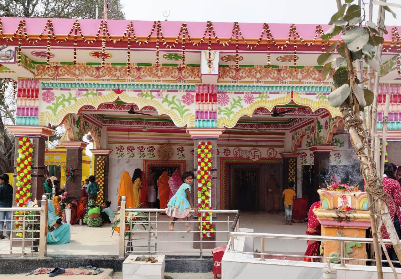 हर हर महादेव से गूंजा शिवालय, एहन उमति वर हम नै विआहव जौं उमा रहति कुमार,गे माई, के मंगल गीत से बना मांगलिक माहौल 2