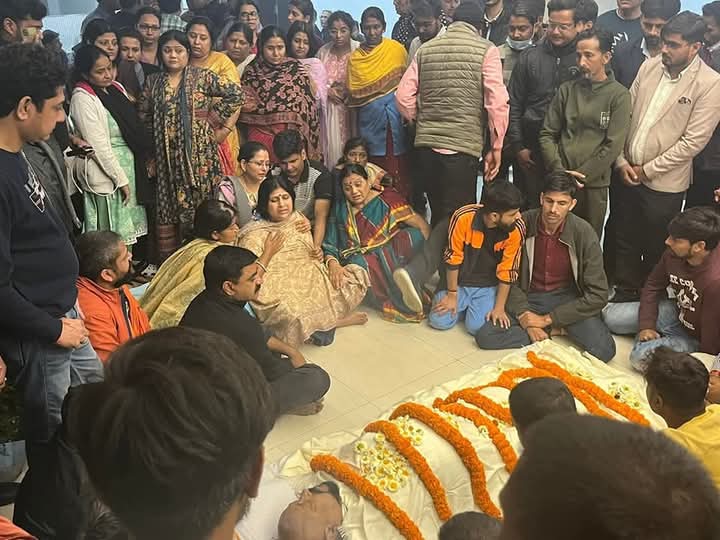 समस्तीपुर : चर्चित डॉ. राजीव मिश्रा का देर शाम पटना के एक निजी अस्पताल में निधन, चिकित्सा जगत में शोक की लहर 2